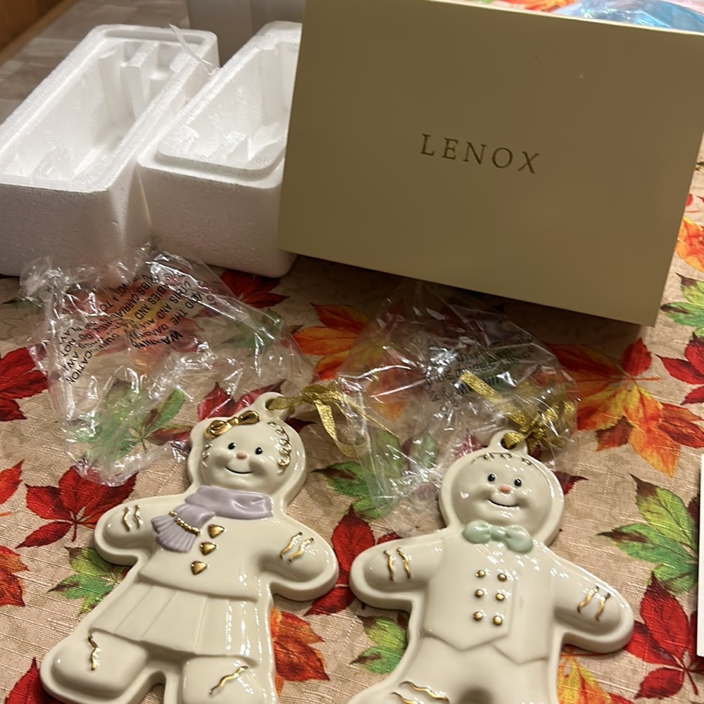 Lenox Gingerbread cookie molds - Picture 5 of 7